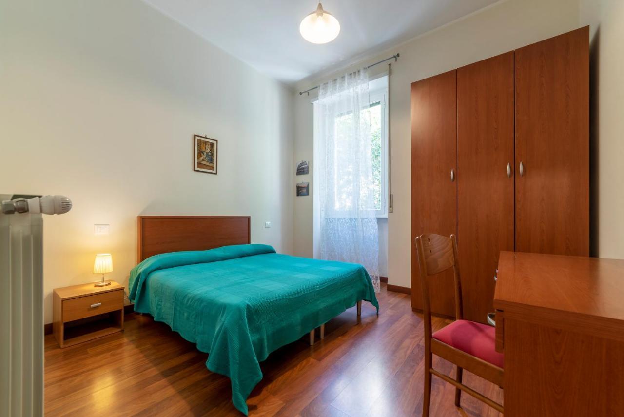 Piazza Re Di Roma Apartment Экстерьер фото