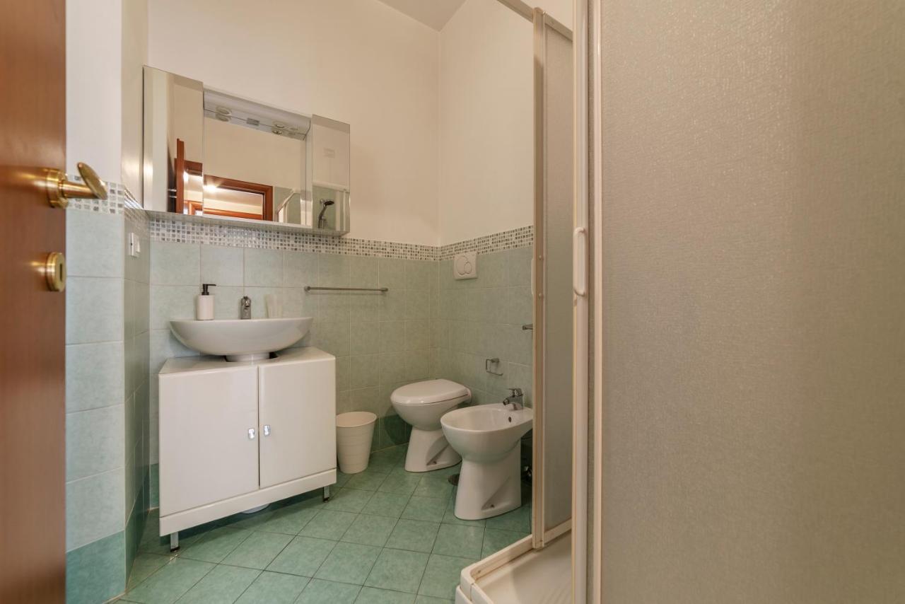 Piazza Re Di Roma Apartment Экстерьер фото